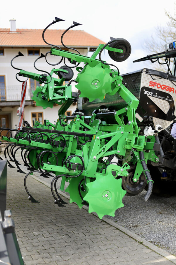 THEMA sarchiatrice interfilare e spandiconcime - Sfoggia - IMG_1645 THEMA